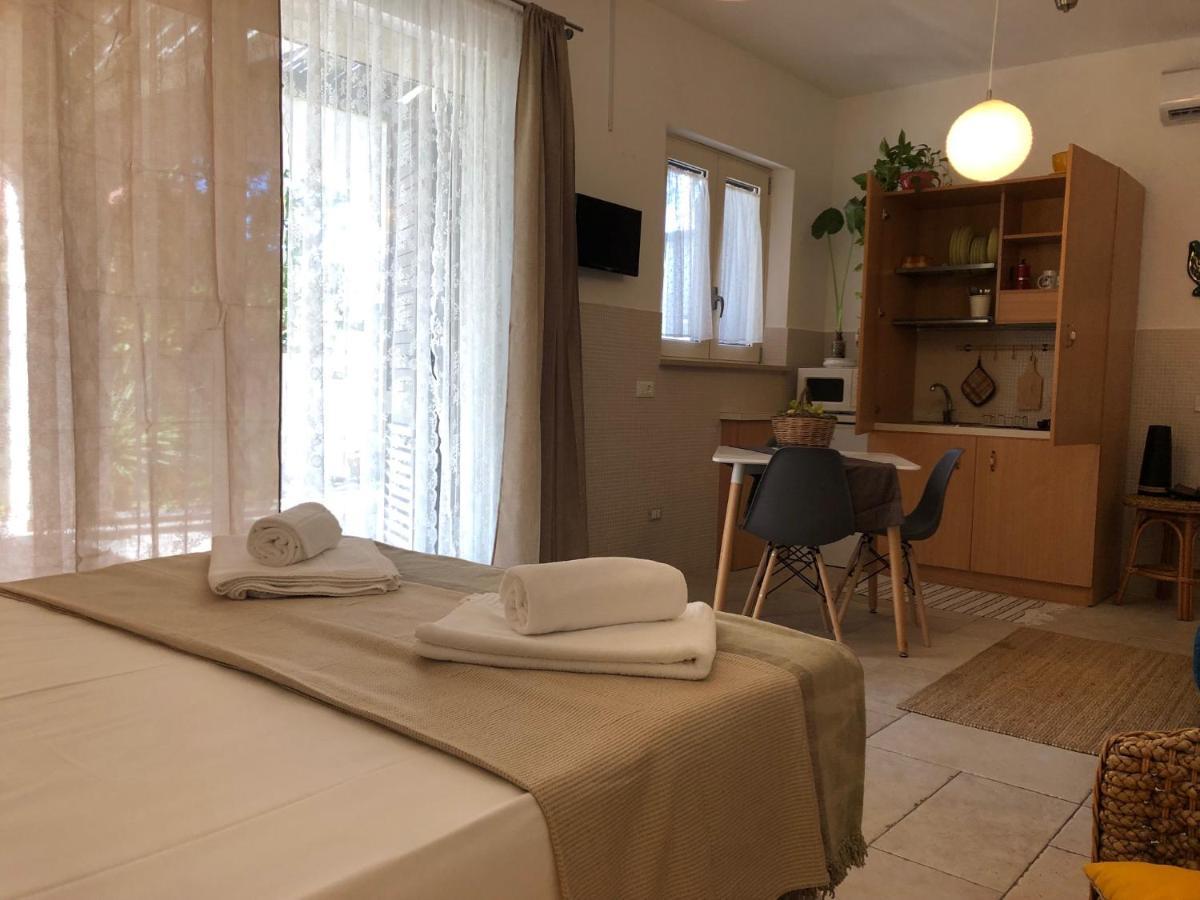 Bed and Breakfast Odegos Mono & Trilo Торре дель'Орсо Экстерьер фото